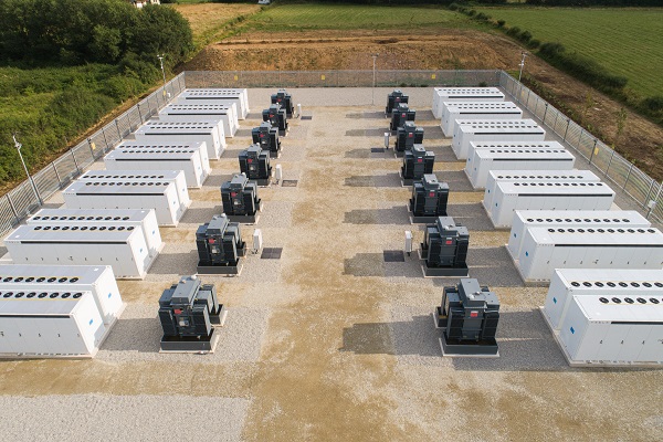 One of Europe’s largest battery storage facilities set for Hull as Harmony Energy signs 40 year lease