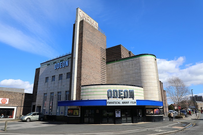 Harrogate Odeon Cinema hits the market
