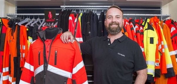 Companies showcase PPE available for offshore and marine environments