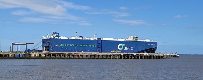 Grimsby welcomes first LNG/battery powered vessel loaded with cars