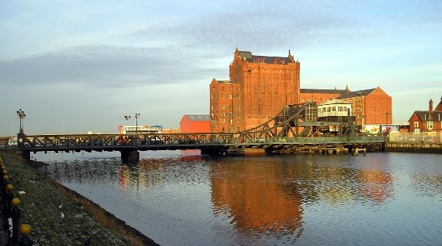 Grimsby bridge to close for 11 months whilst Spencer Group gets on with its restoration