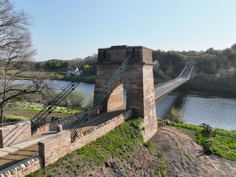 Hull company described as ‘fantastic’ after rebuilding historic suspension bridge