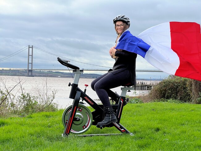 Hessle agency Eyeweb bikes 695 miles to raise £1,835 for HEY Children’s University