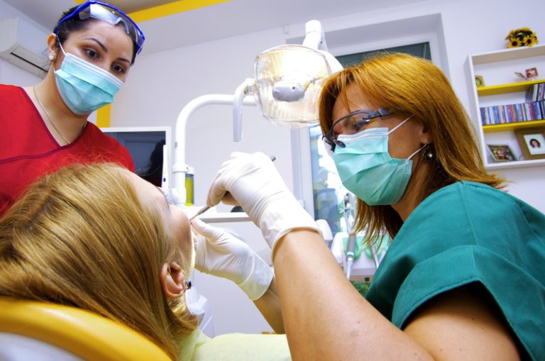 Dentists offered more government cash to take on NHS patients