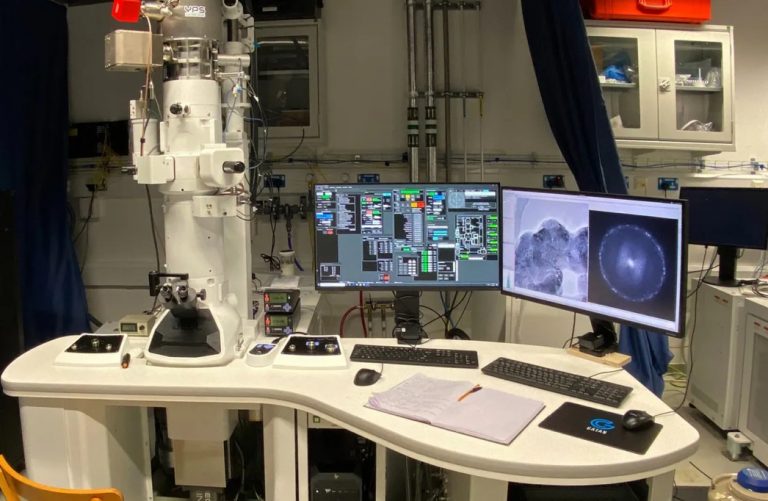 York microscope pioneer wins financial support
