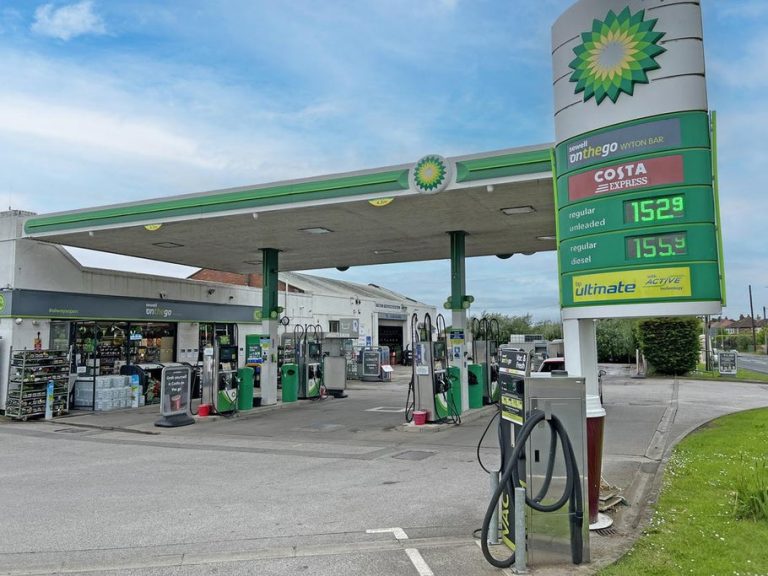 Forecourt group sells site near Hull
